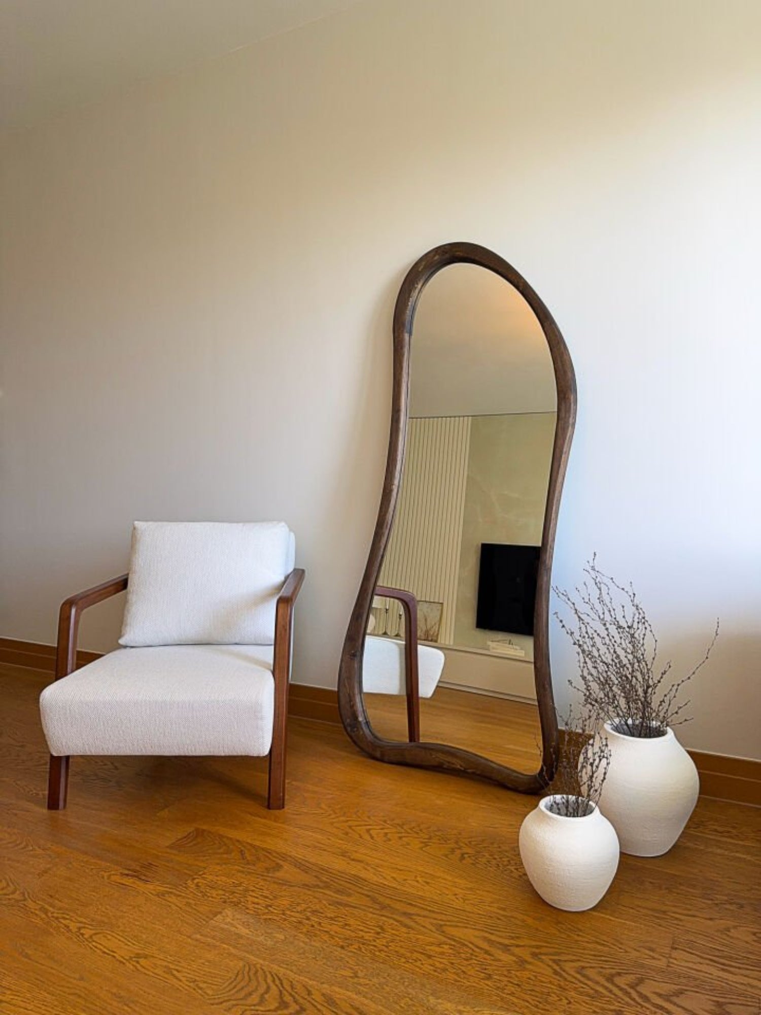 Liora – Organischer Holzspiegel 180x80 cm