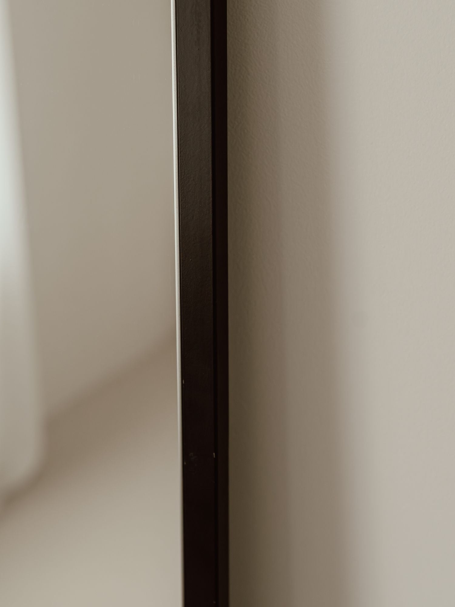 Großer Standspiegel, rechteckig, 180 x 100 cm, Schwarz