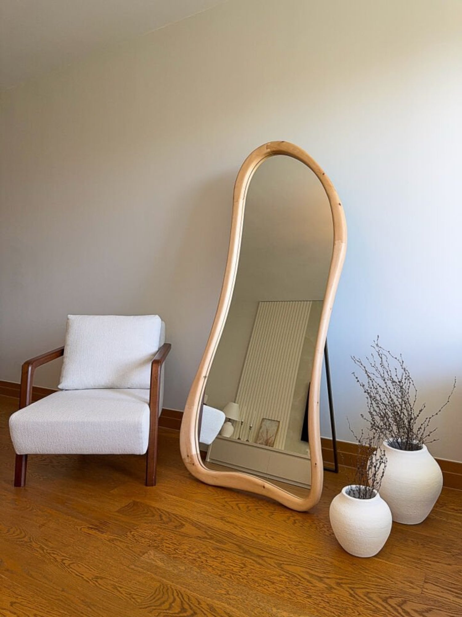 Liera – Organischer Holzspiegel 180x80 cm