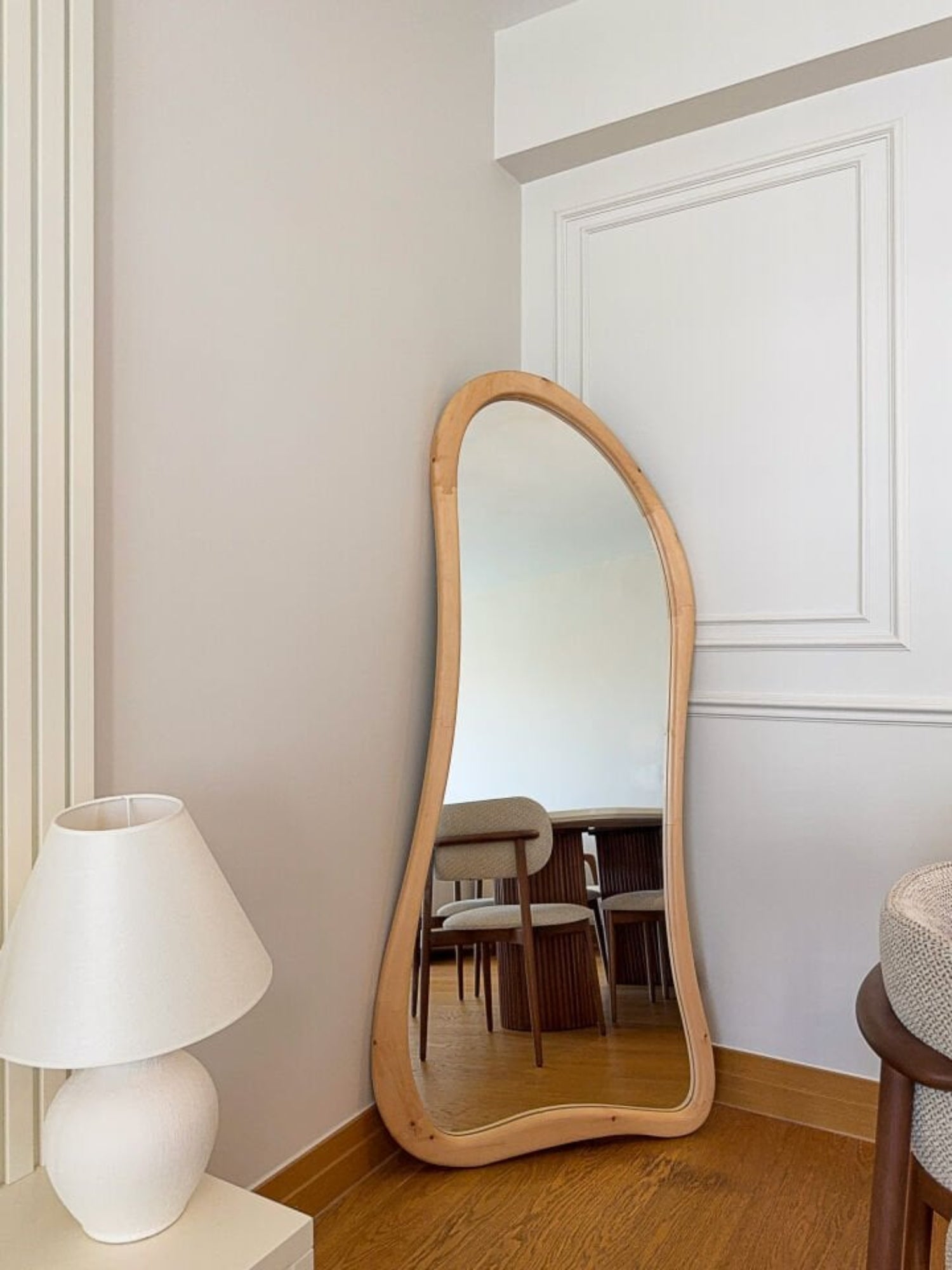 Liera – Organischer Holzspiegel 180x80 cm