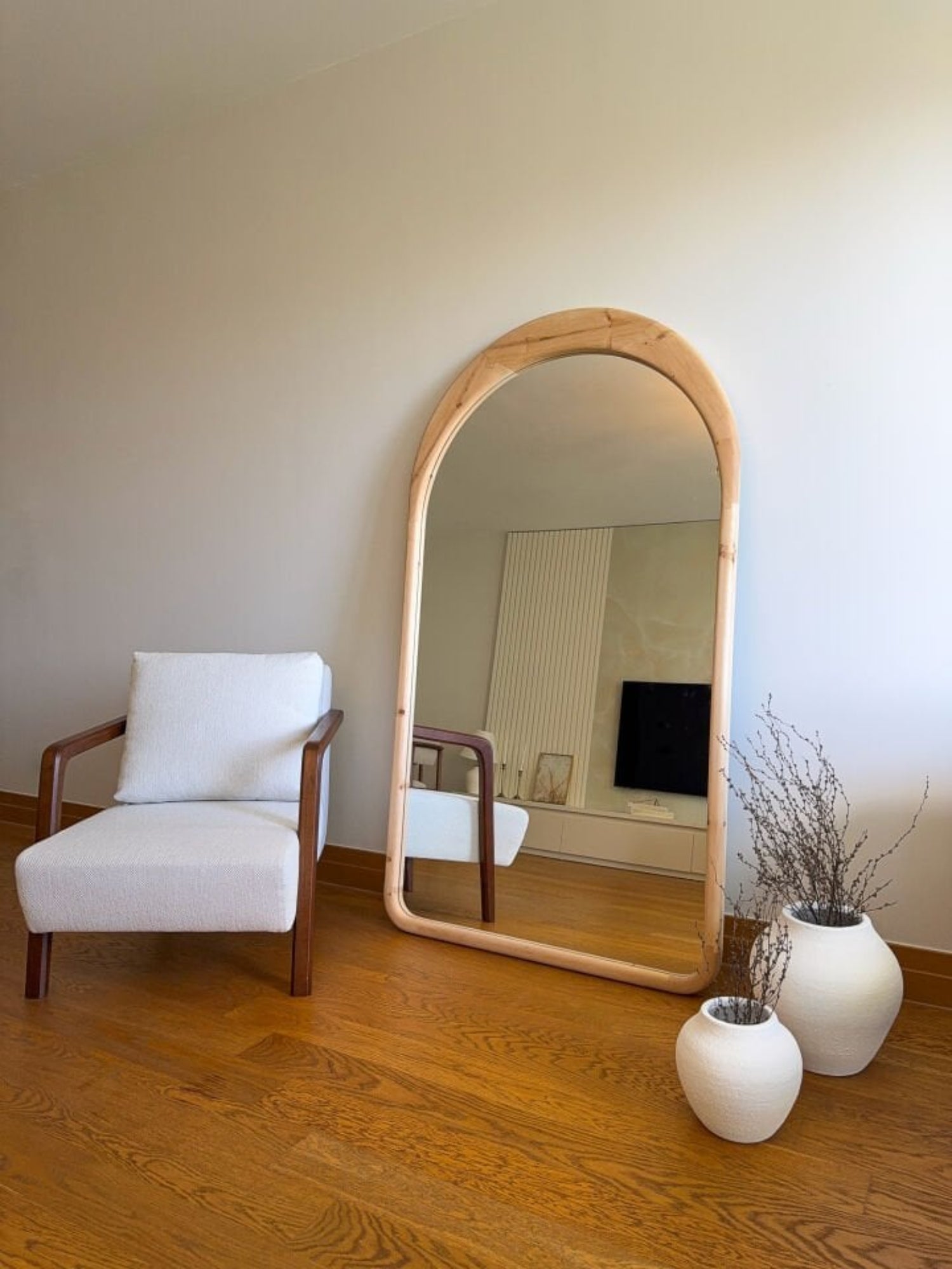 Léa – Ovaler Spiegel mit Holzrahmen 180x100 cm
