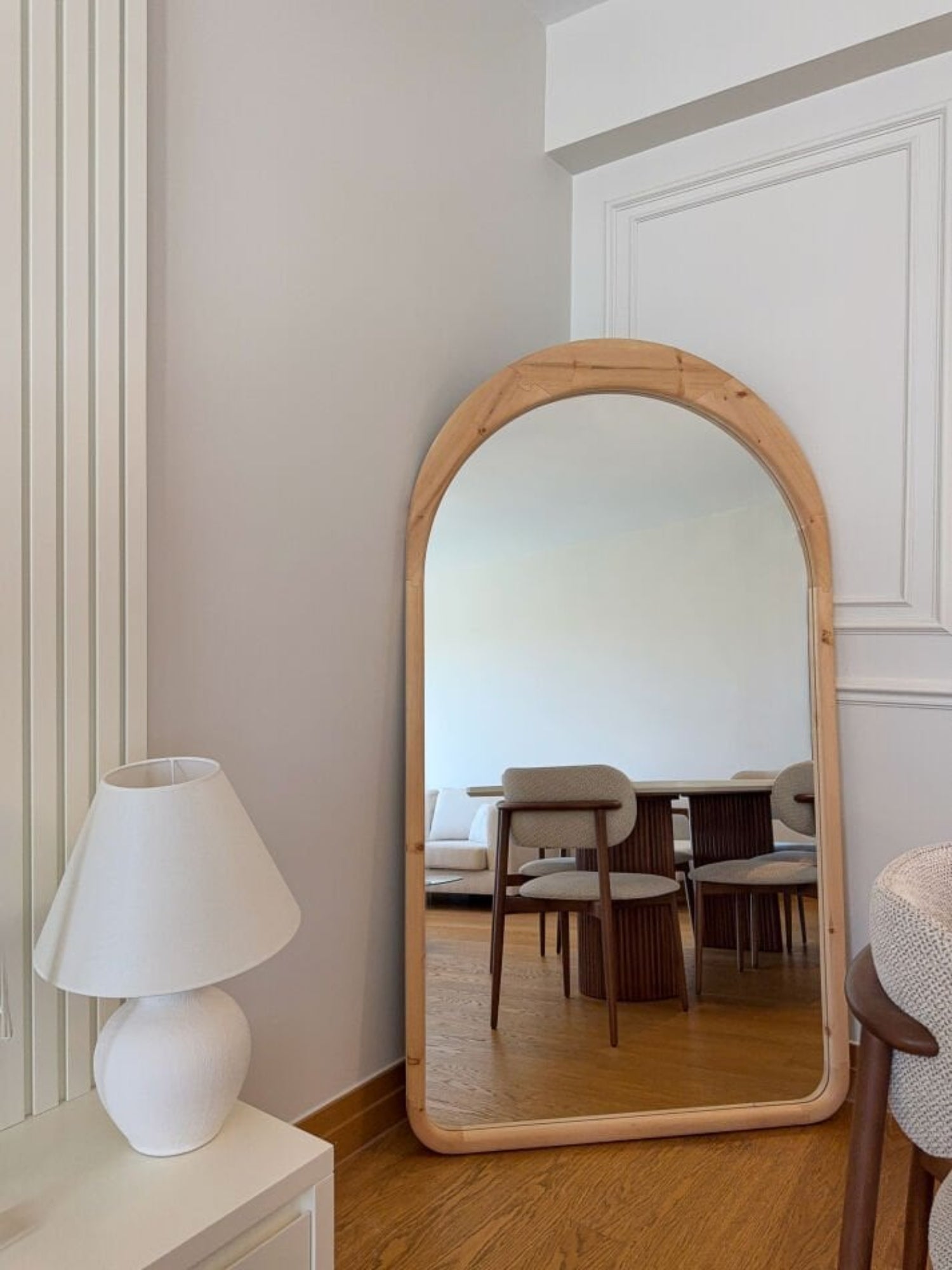 Léa – Ovaler Spiegel mit Holzrahmen 180x100 cm