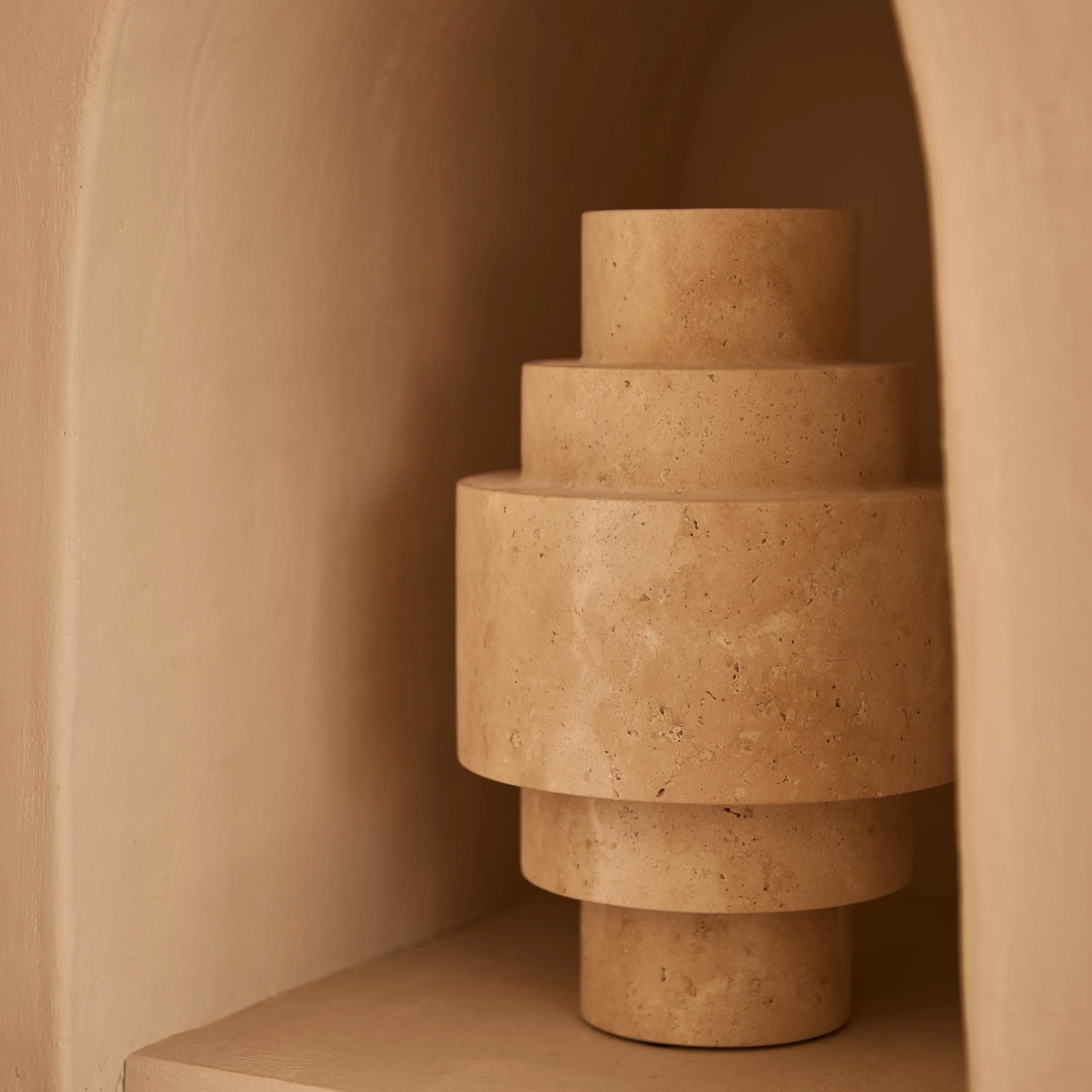 Travertin Agano Vase L